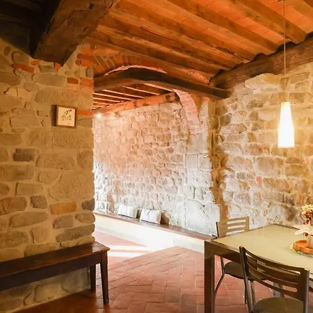 Apartment Pinocchio House - In Collodi