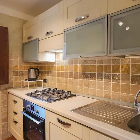 Apartment Pinocchio House - In Collodi